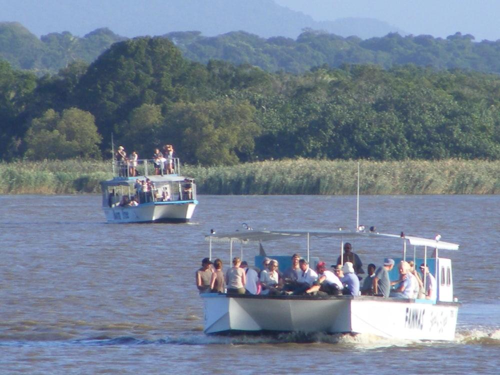 Lodge Afrique Saint Lucia Estuary Екстериор снимка